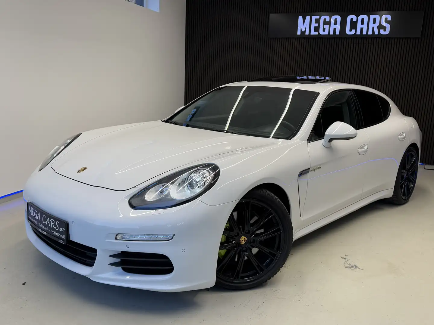 Porsche Panamera E-Hybrid S Facelift / Schiebedach / Memory Sitze /