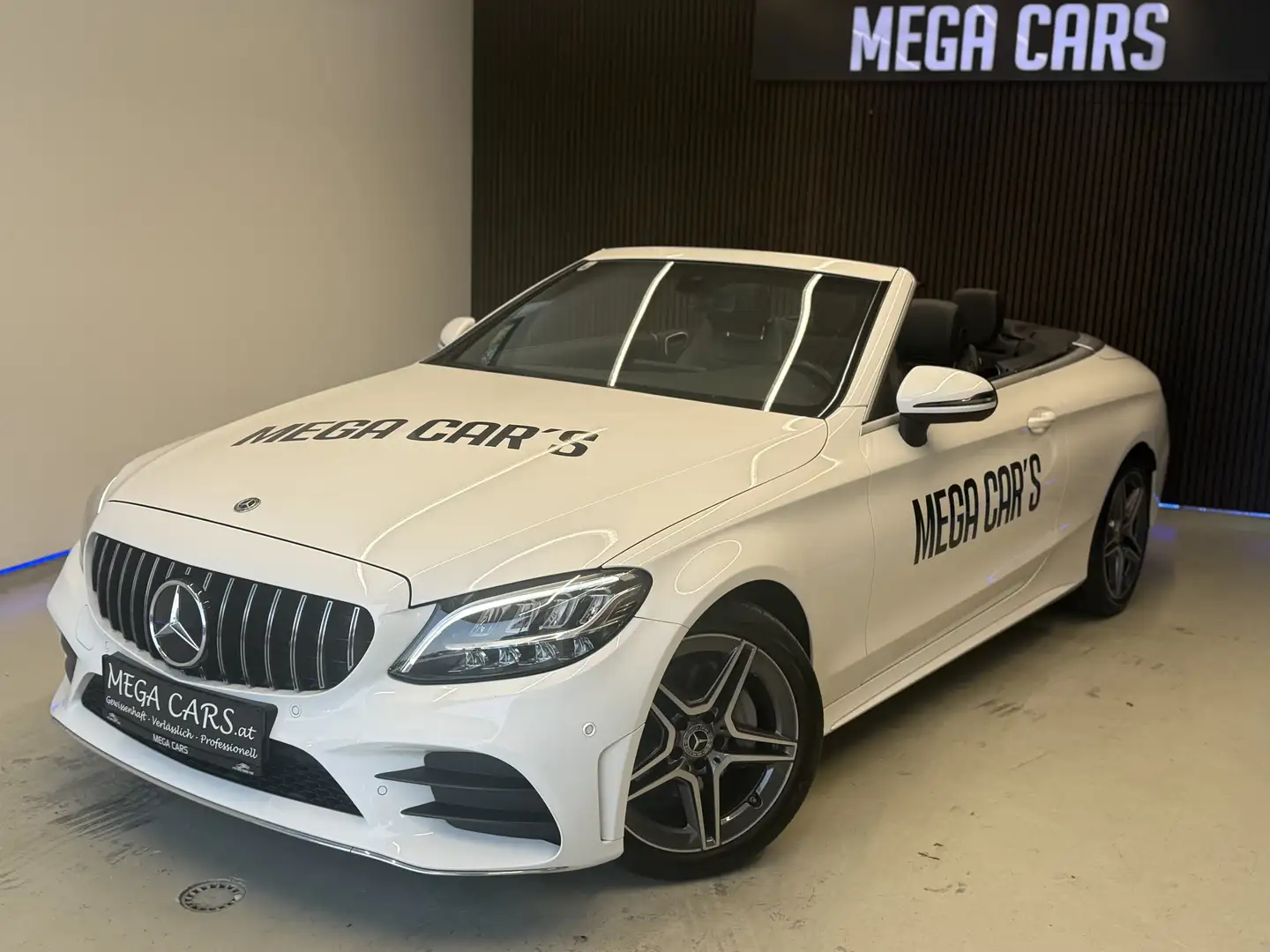 Mercedes-Benz C 220 d Cabrio Aut. AMG-Line / 52.000KM / NAVI /
